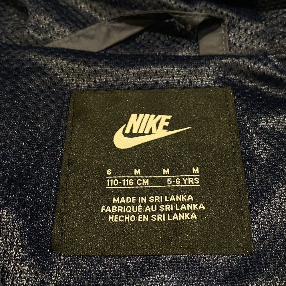 NWT Boys Nike Just Do It Windrunner Jacket Navy Blue 5-6 YRS S (6-7) - Picture 10 of 16